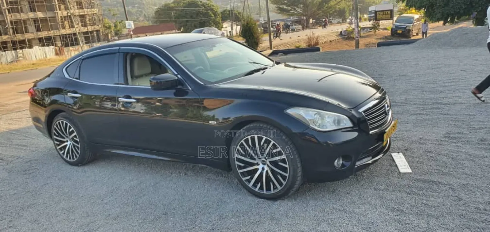 Nissan Fuga 2011 Black