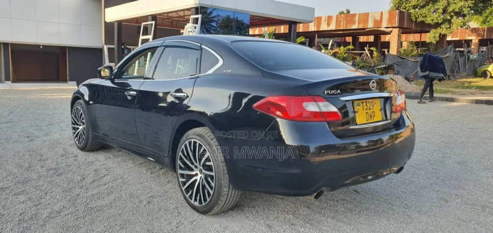 Nissan Fuga 2011 Black