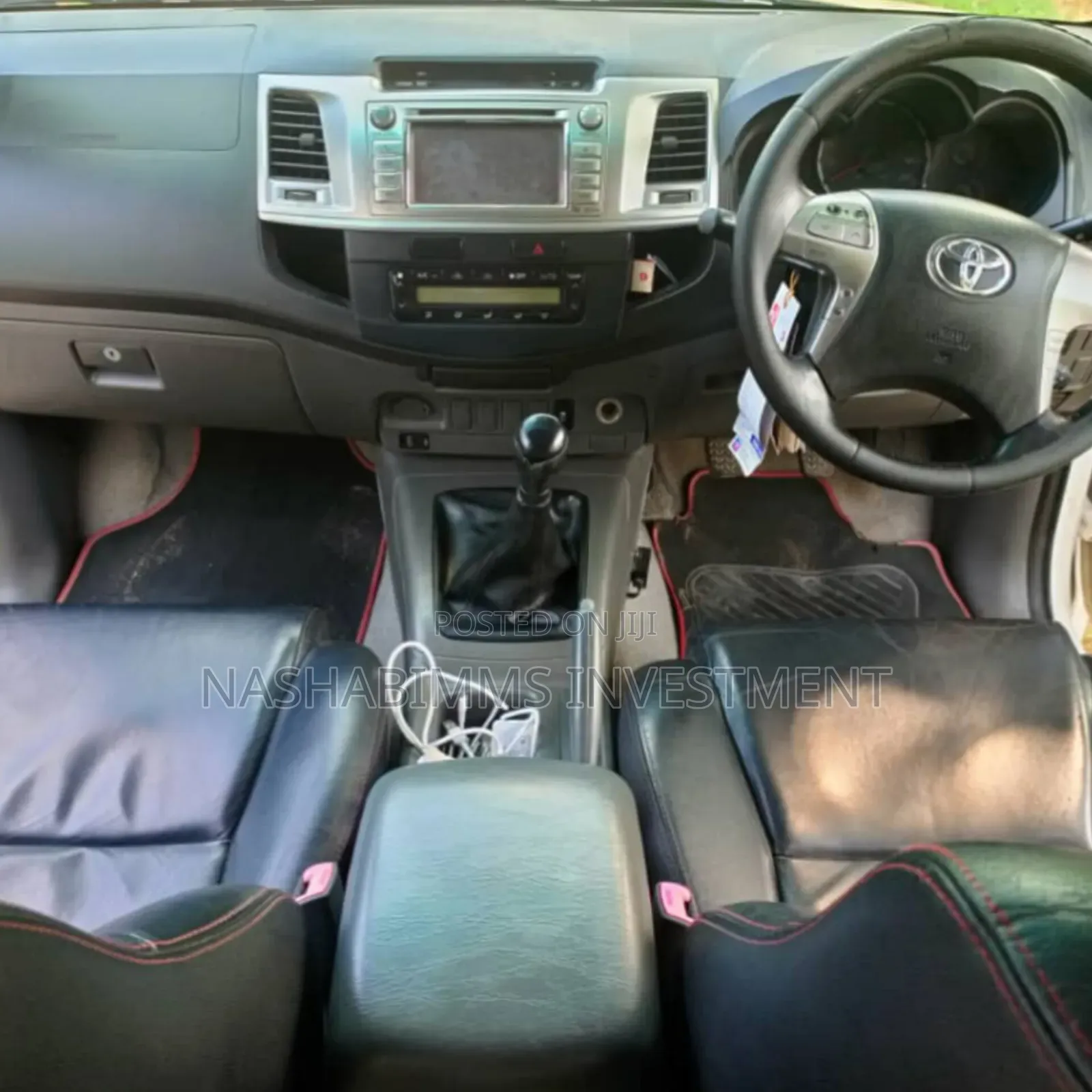 Toyota Hilux 2014 White