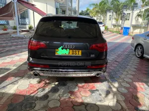 Audi Q7 2016 Black