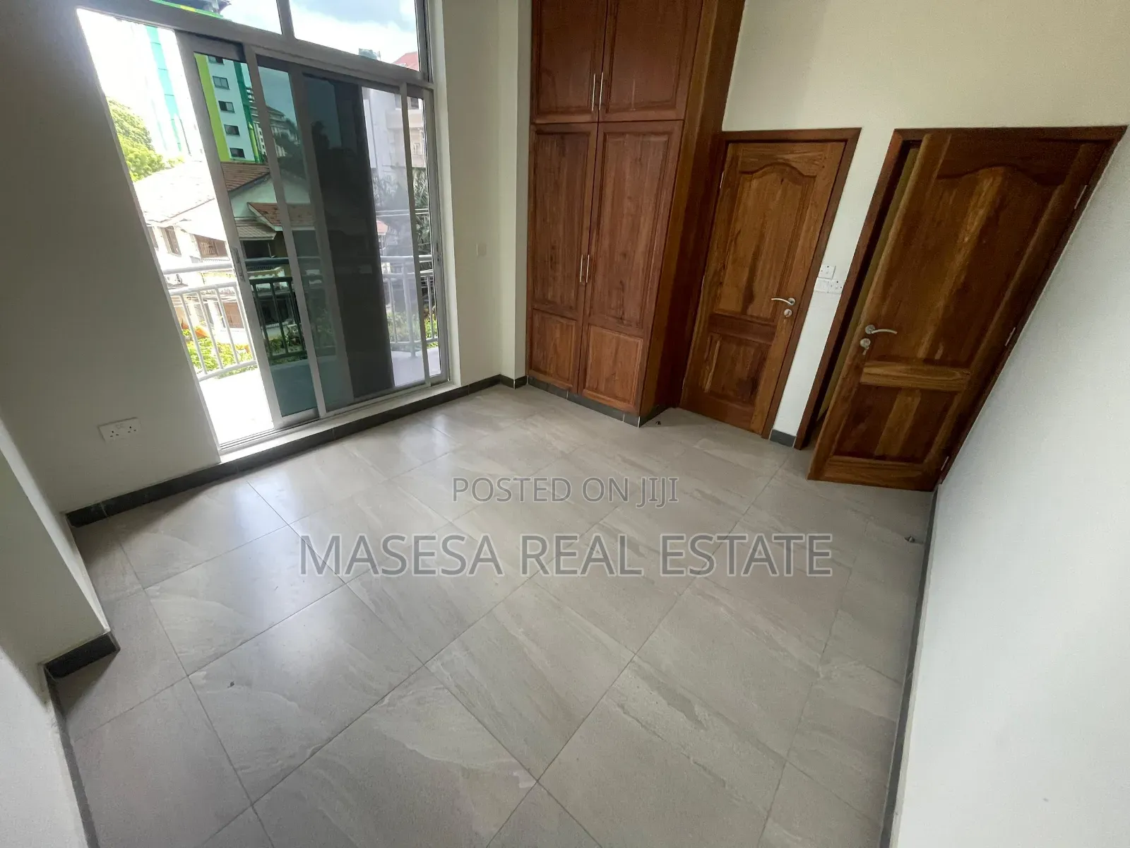 3bdrm Apartment in Upanga West for rent
