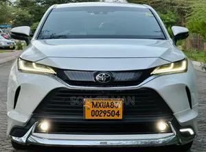 Toyota Harrier 2021 White