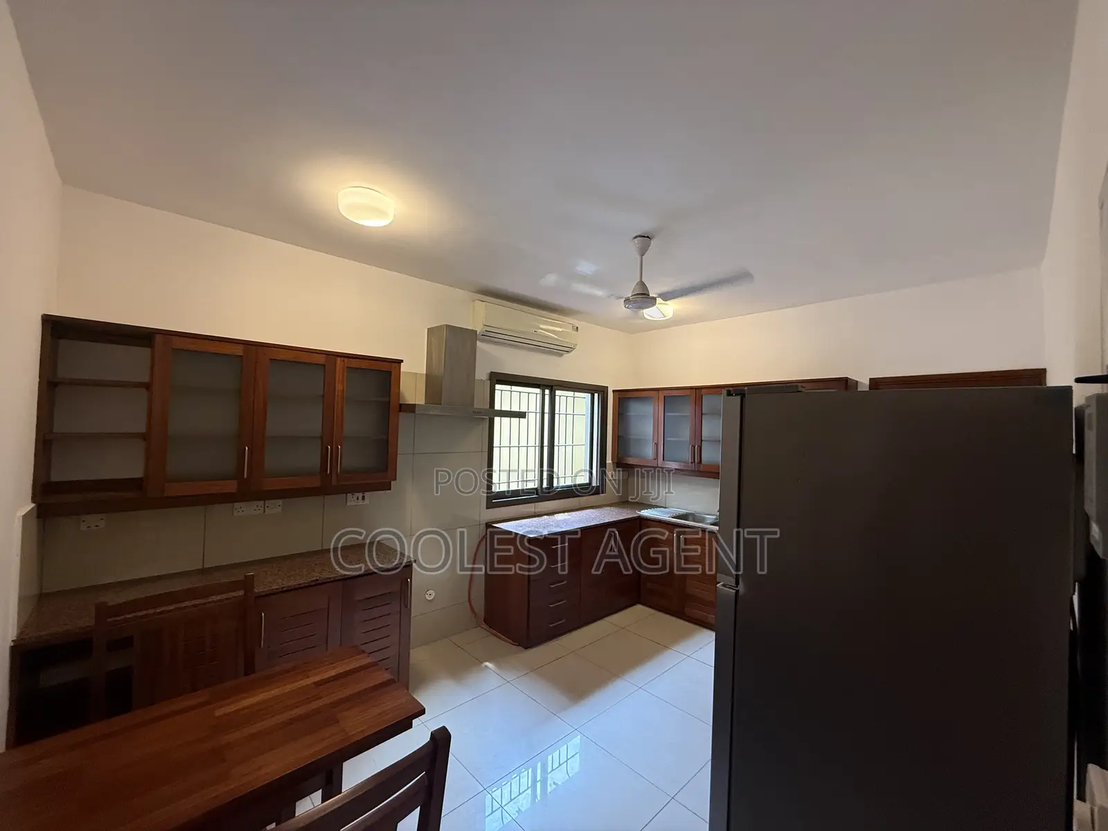 Furnished 4bdrm Villa in Coolest Estate, Oyster Bay for rent