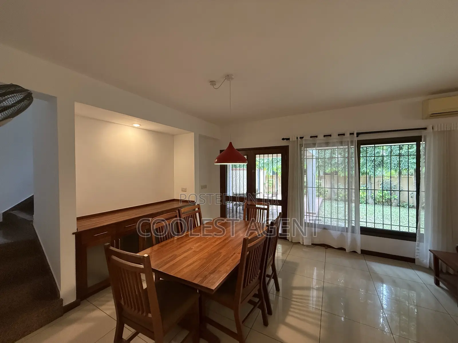 Furnished 4bdrm Villa in Coolest Estate, Oyster Bay for rent