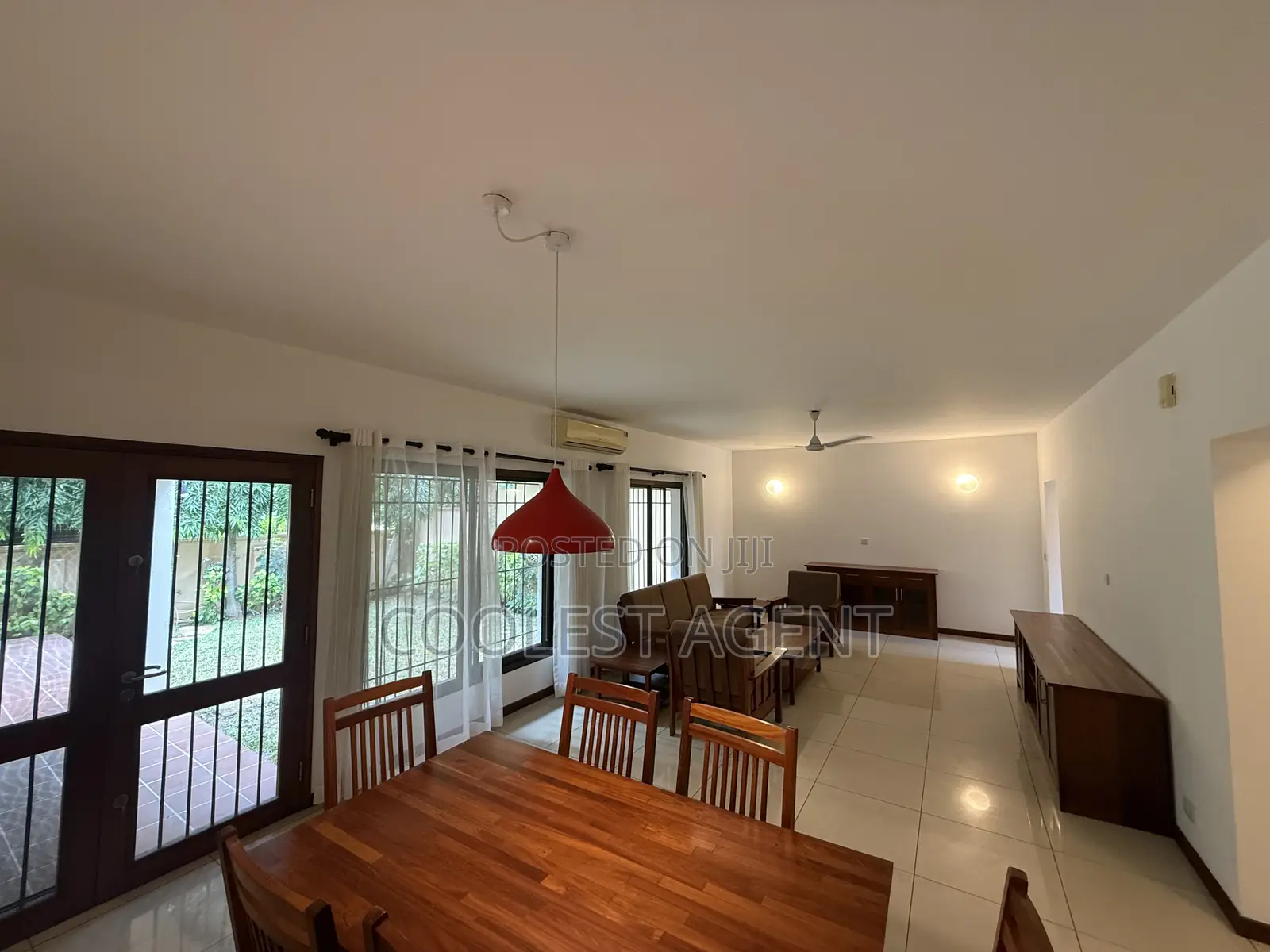 Furnished 4bdrm Villa in Coolest Estate, Oyster Bay for rent