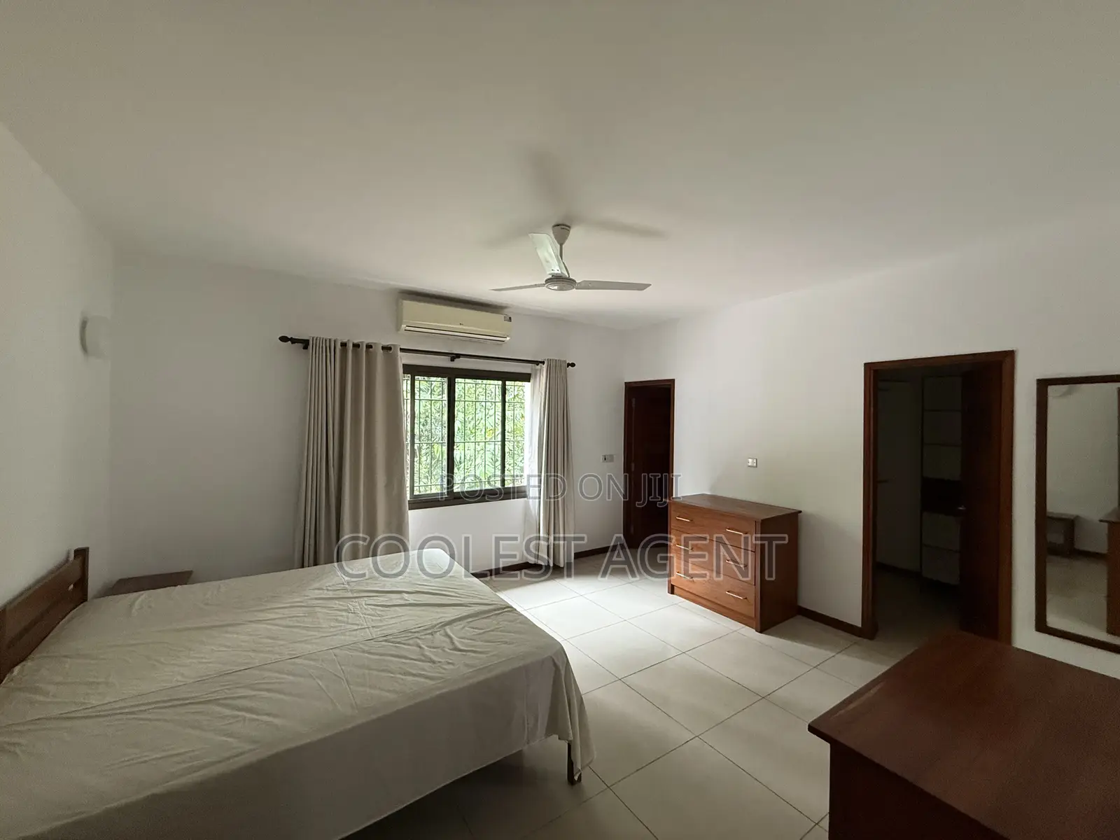 Furnished 4bdrm Villa in Coolest Estate, Oyster Bay for rent