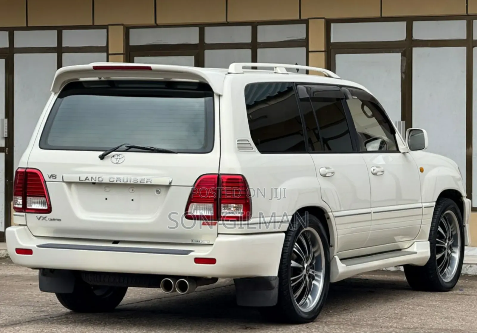 Toyota Land Cruiser 2001 Pearl