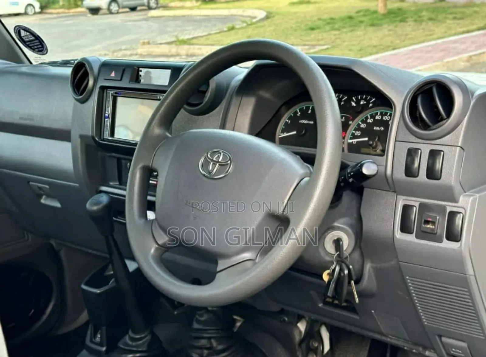 Toyota Land Cruiser 2016 Pearl