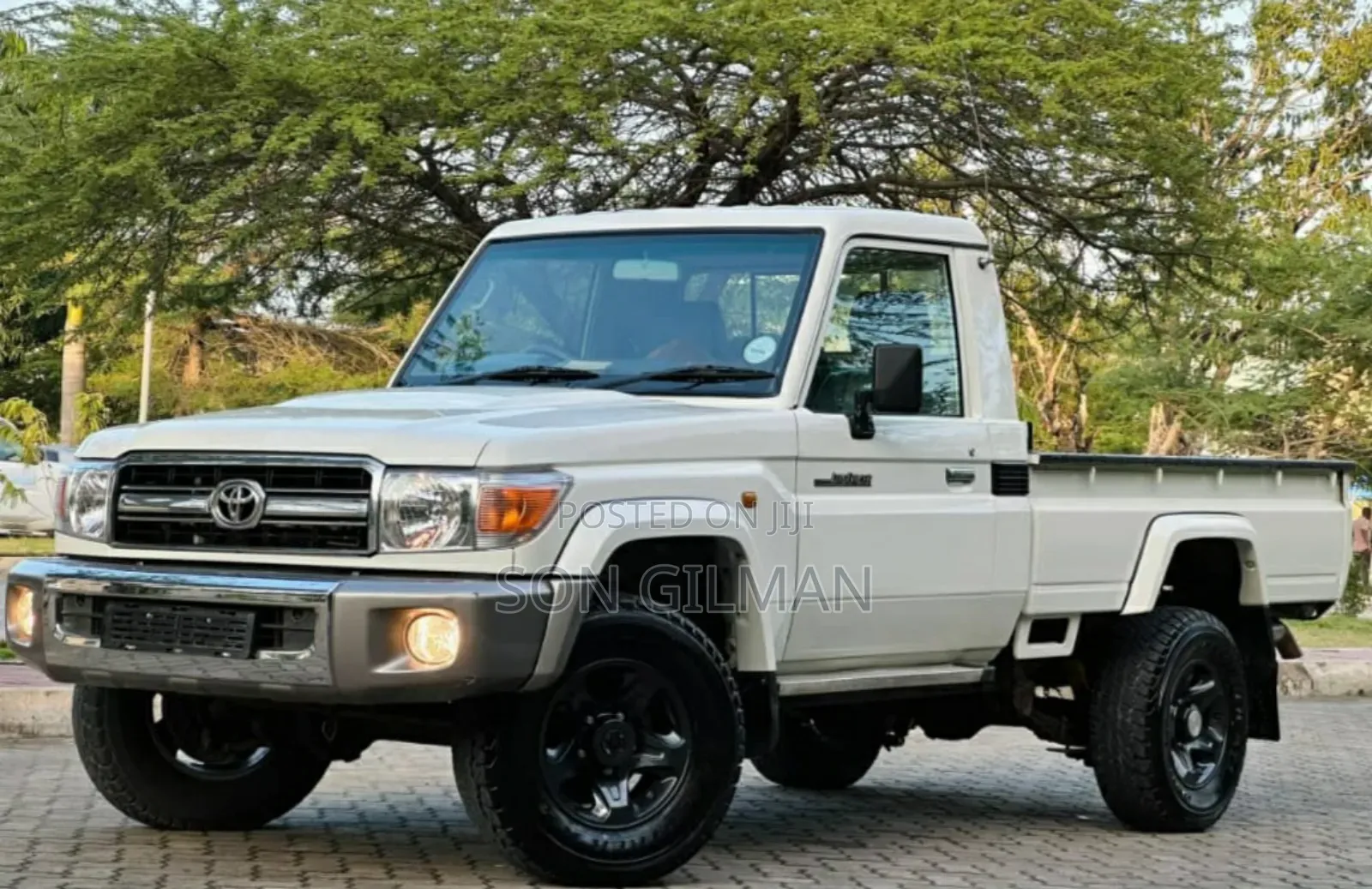 Toyota Land Cruiser 2016 Pearl