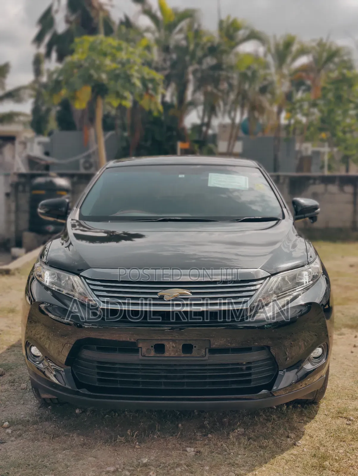 Toyota Harrier 2.0 2015 Black