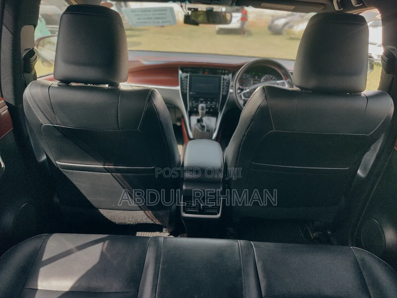 Toyota Harrier 2.0 2015 Black