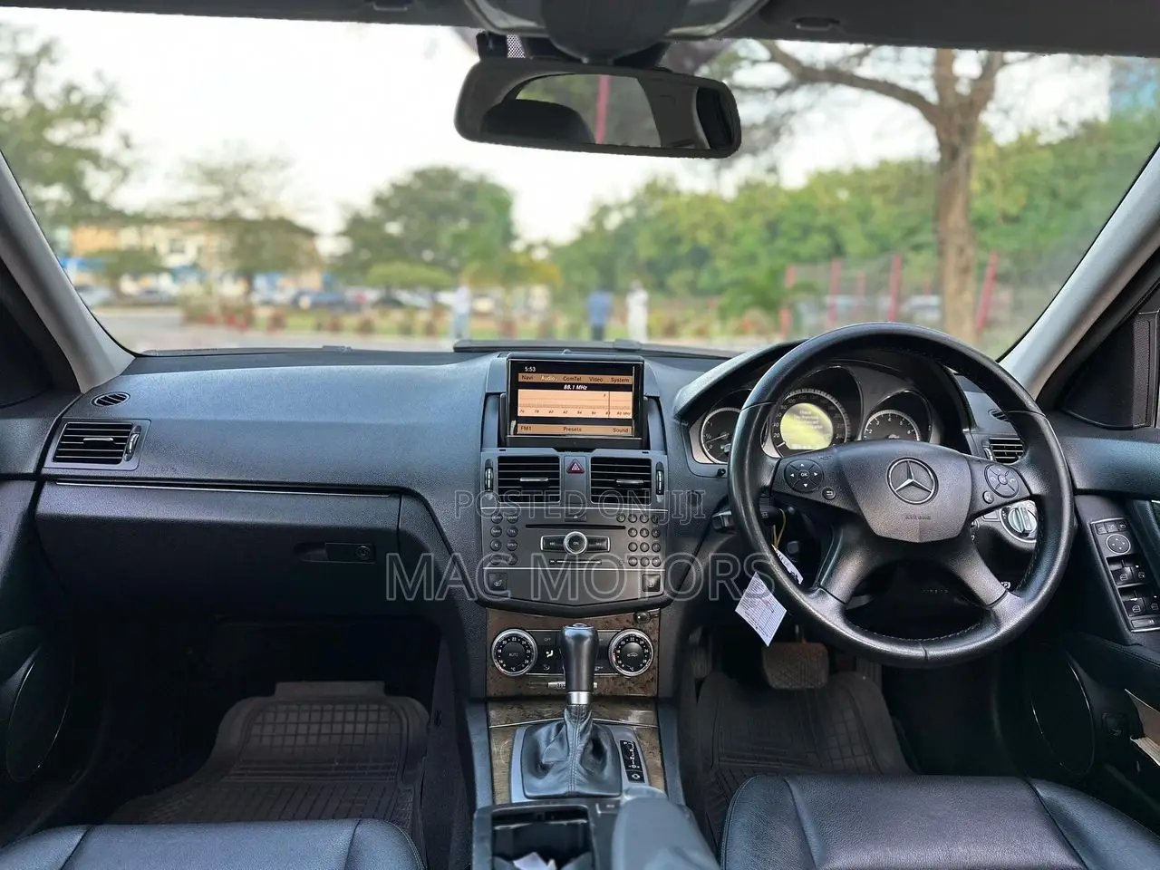 Mercedes-Benz C250 2010 Silver
