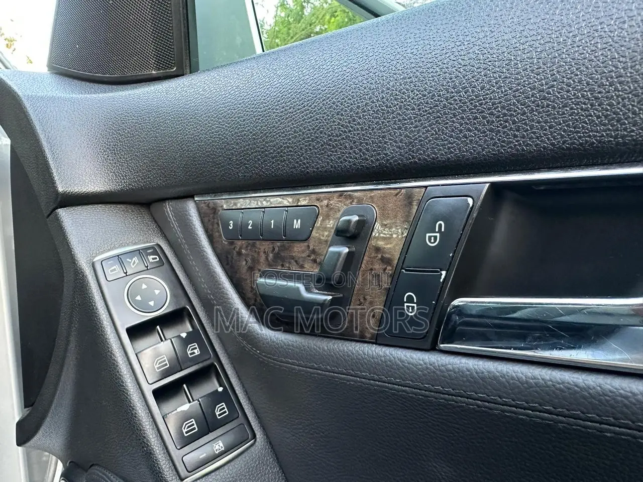 Mercedes-Benz C250 2010 Silver