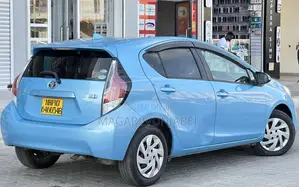 Toyota Aqua 2016 Blue