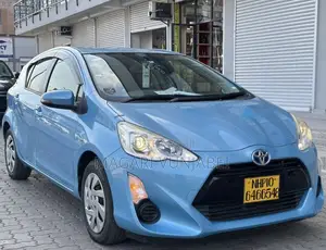 Toyota Aqua 2016 Blue
