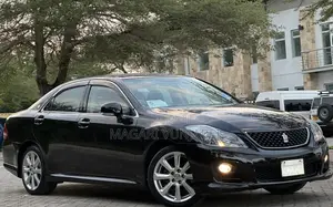 Toyota Crown 2009 Matt Black