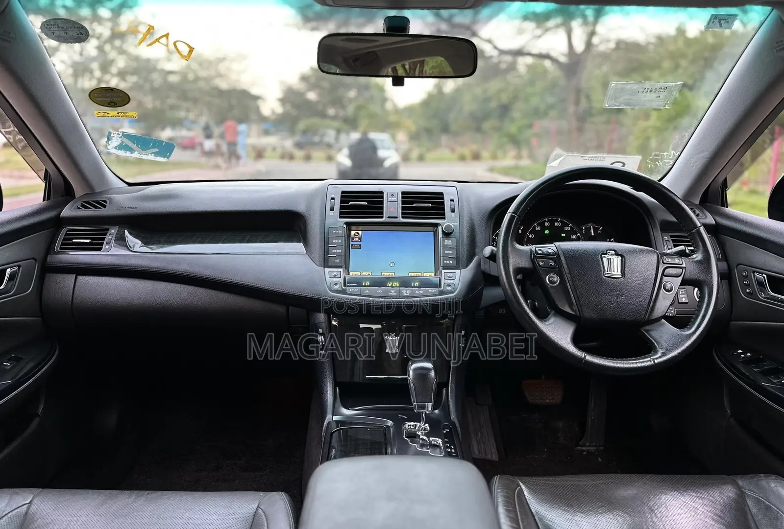 Toyota Crown 2009 Matt Black