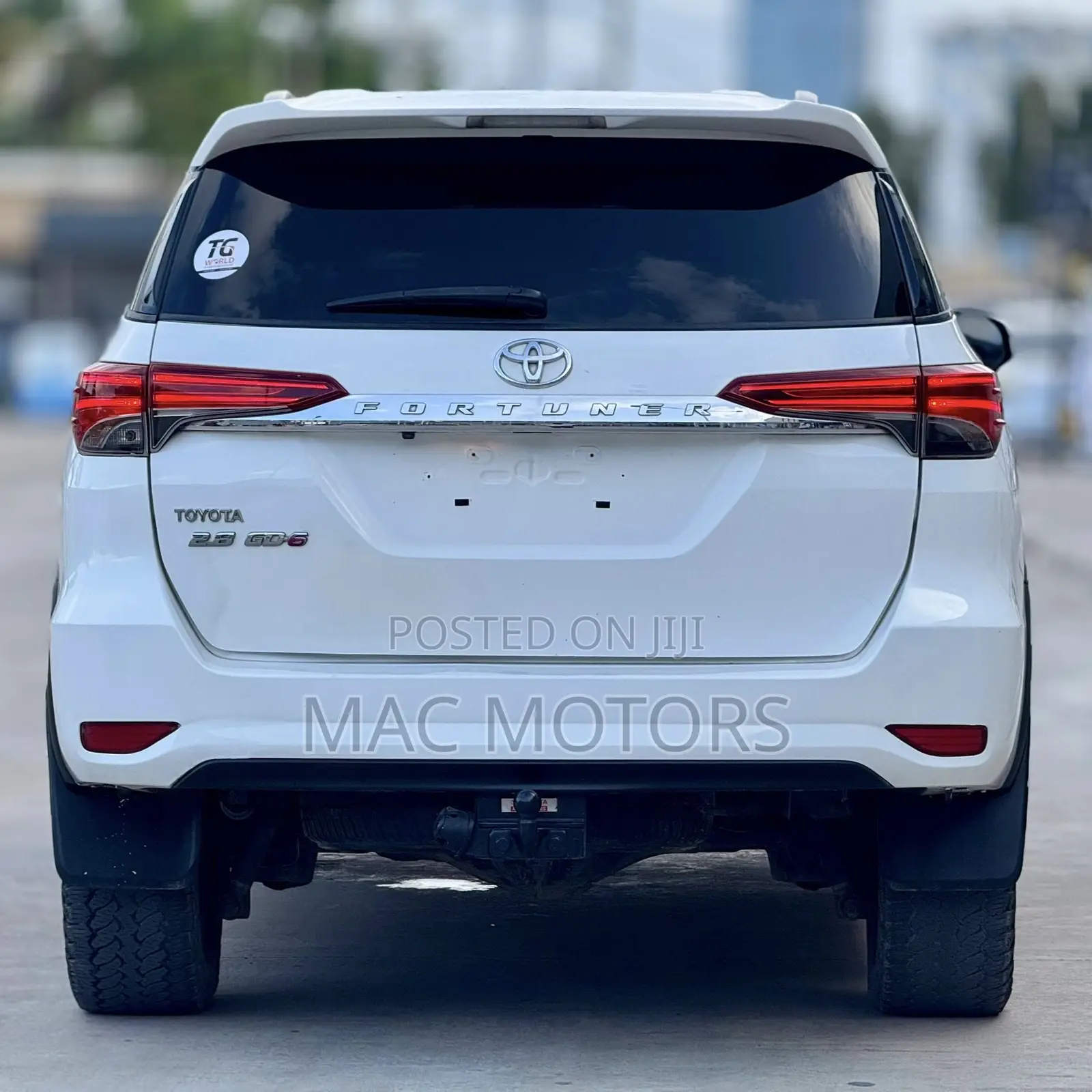 Toyota Fortuner 2.8 D AWD 2018 White