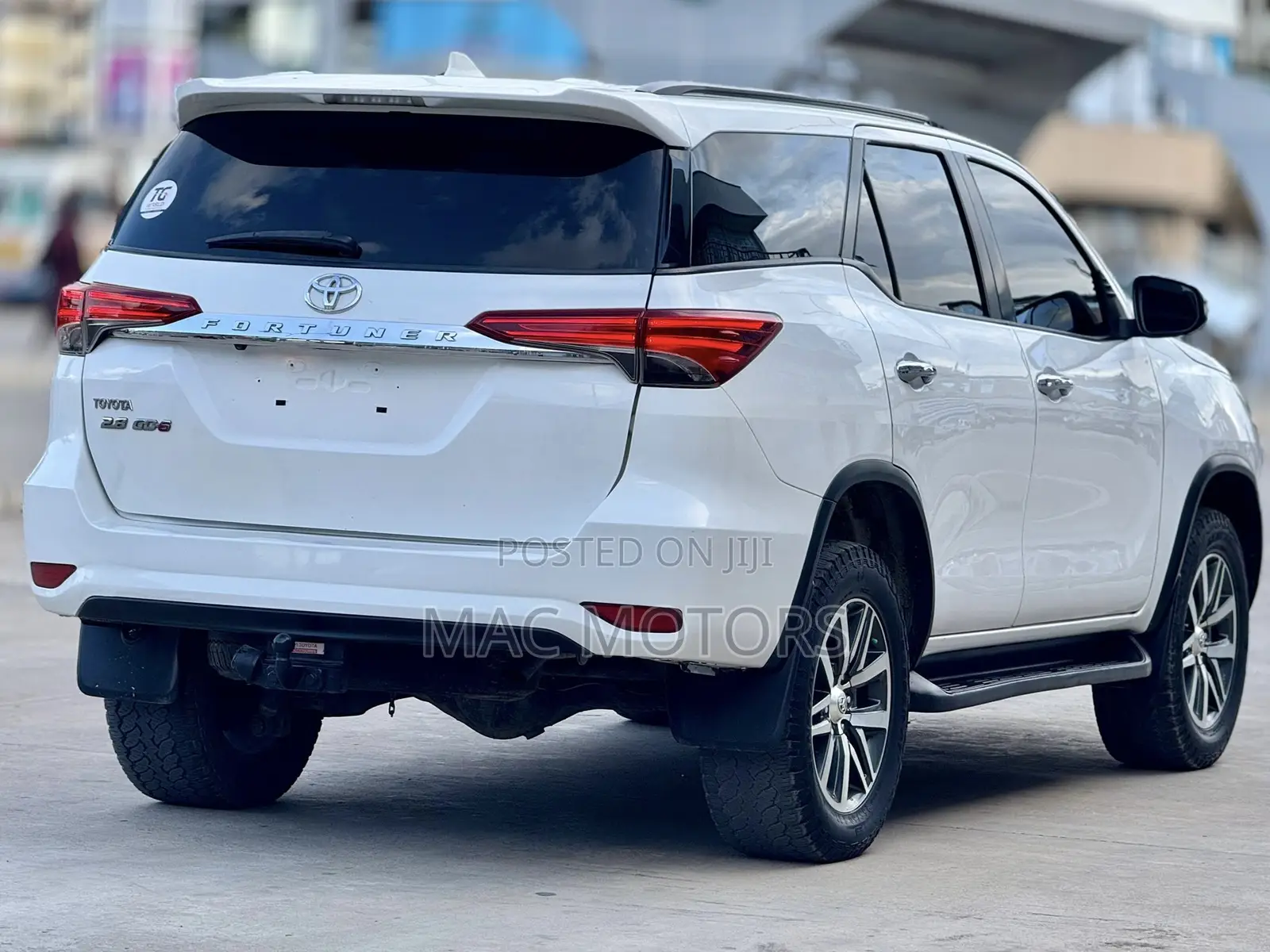 Toyota Fortuner 2.8 D AWD 2018 White