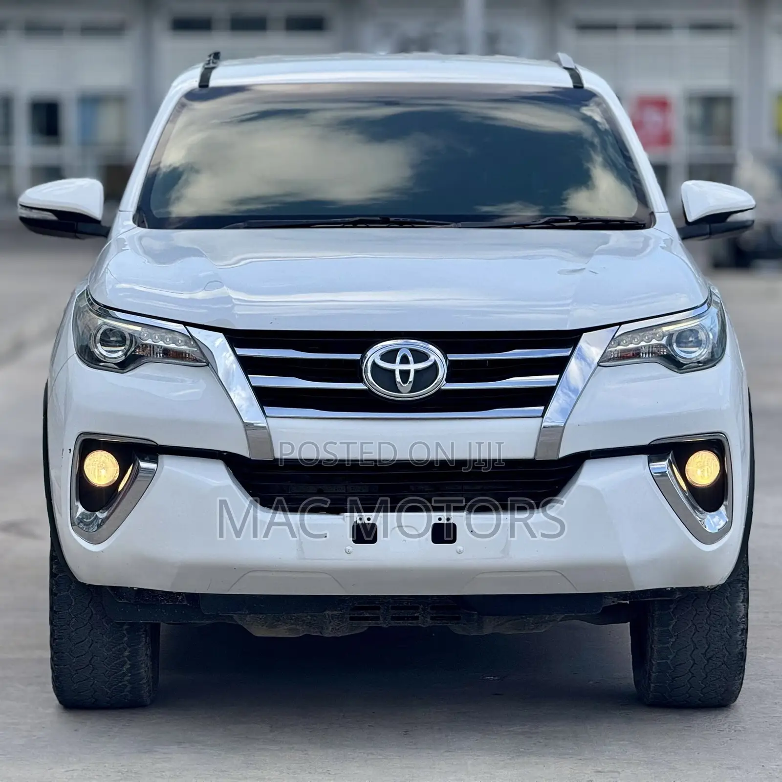 Toyota Fortuner 2.8 D AWD 2018 White