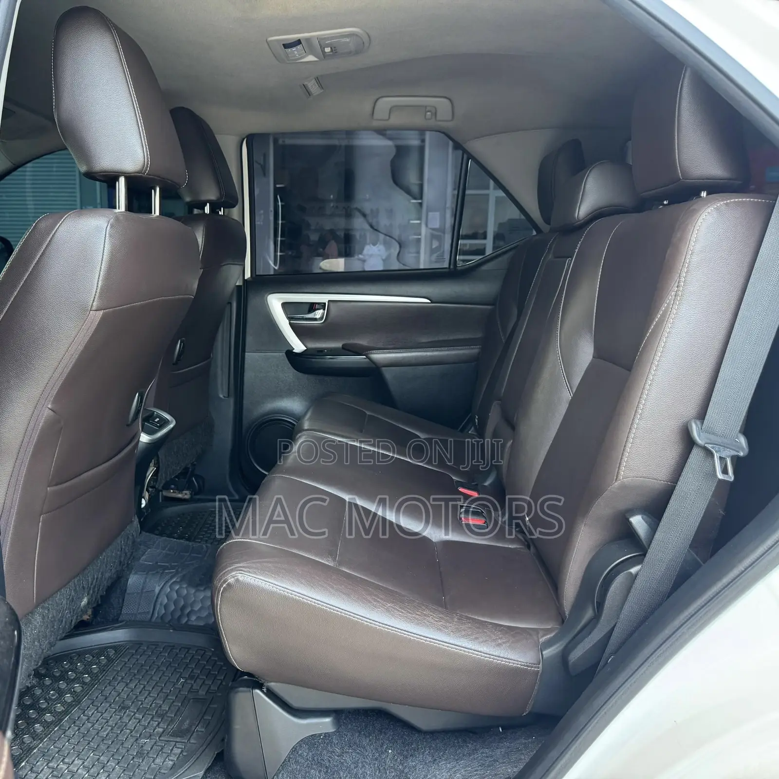 Toyota Fortuner 2.8 D AWD 2018 White