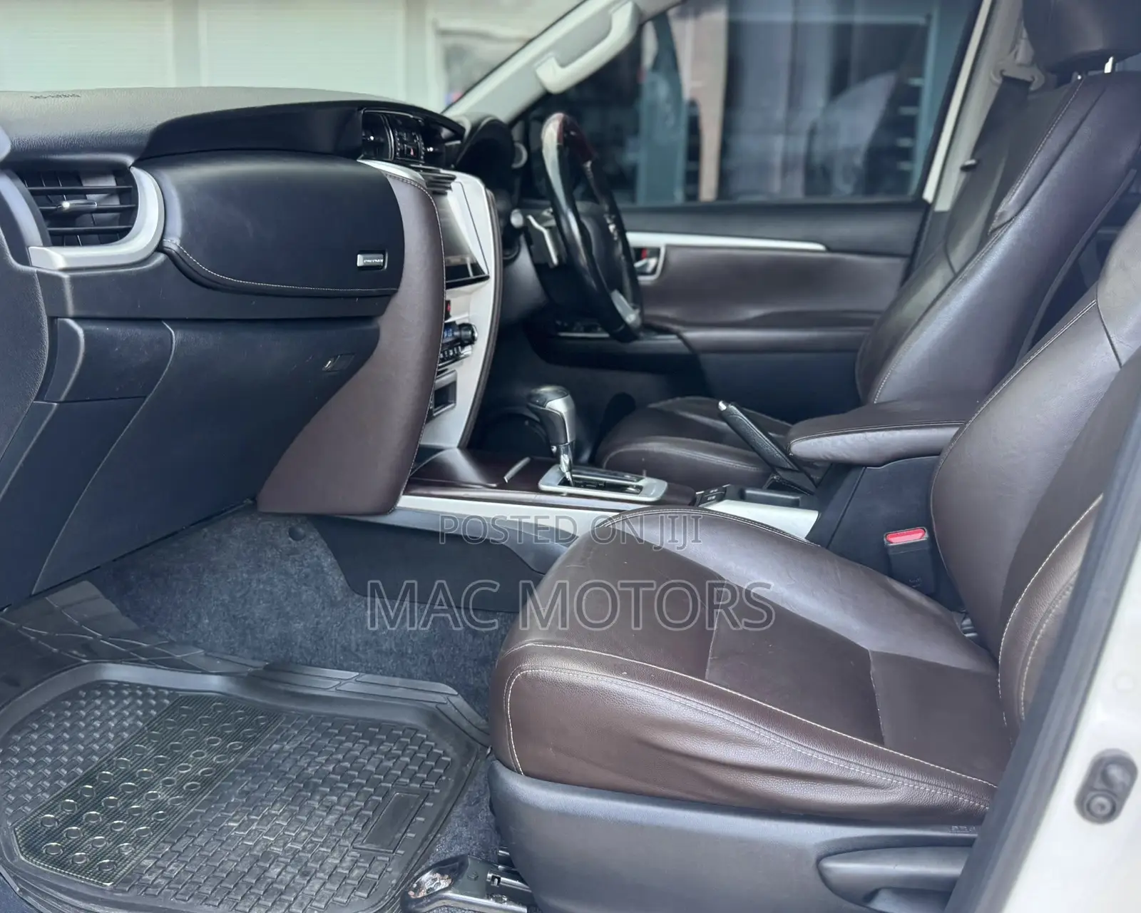 Toyota Fortuner 2.8 D AWD 2018 White