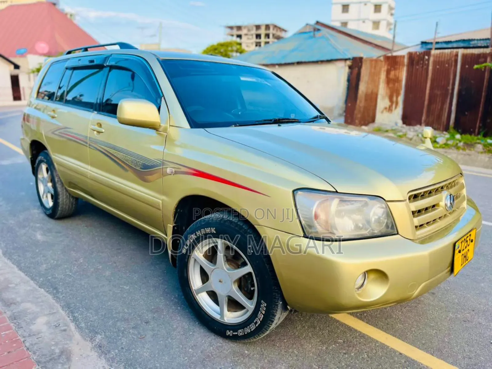 Toyota Kluger 2004 Gold