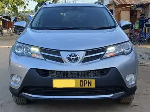 Toyota RAV4 2013 Silver