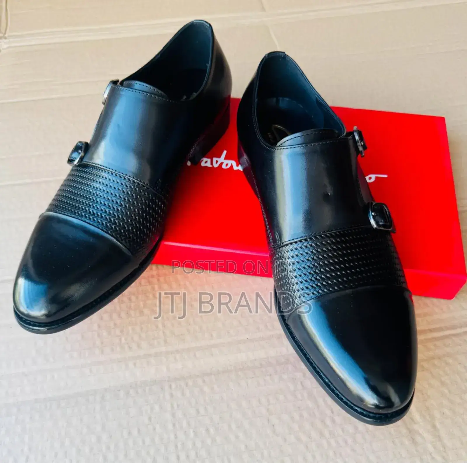 Zakufaa New Shoes