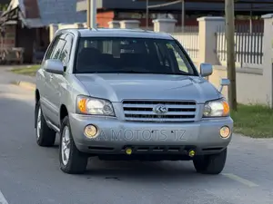 Toyota Kluger 2003 Silver