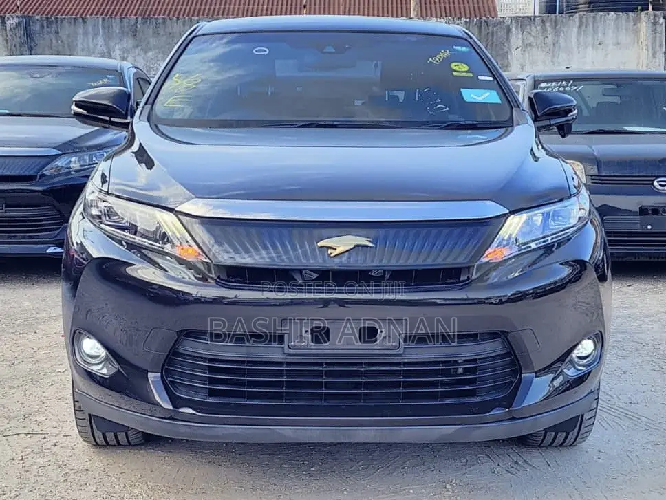 Toyota Harrier 2.0 2015 Brown