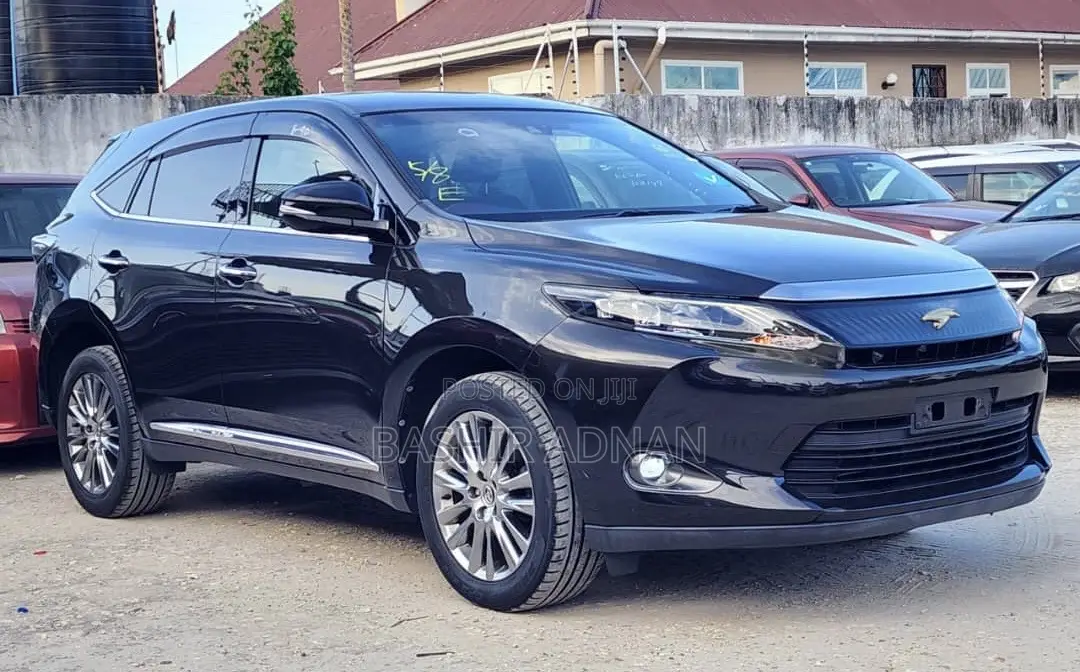 Toyota Harrier 2.0 2015 Brown