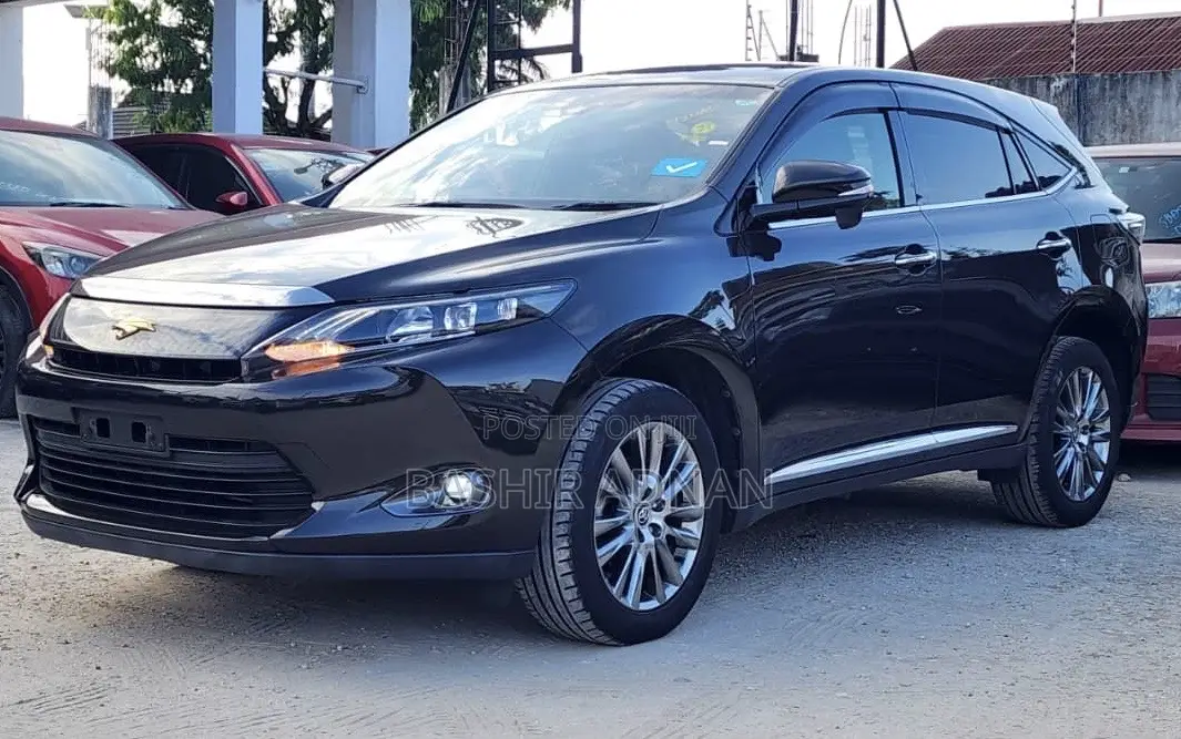 Toyota Harrier 2.0 2015 Brown