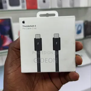 Apple Thunderbolt 4 Pro Cable (1m)