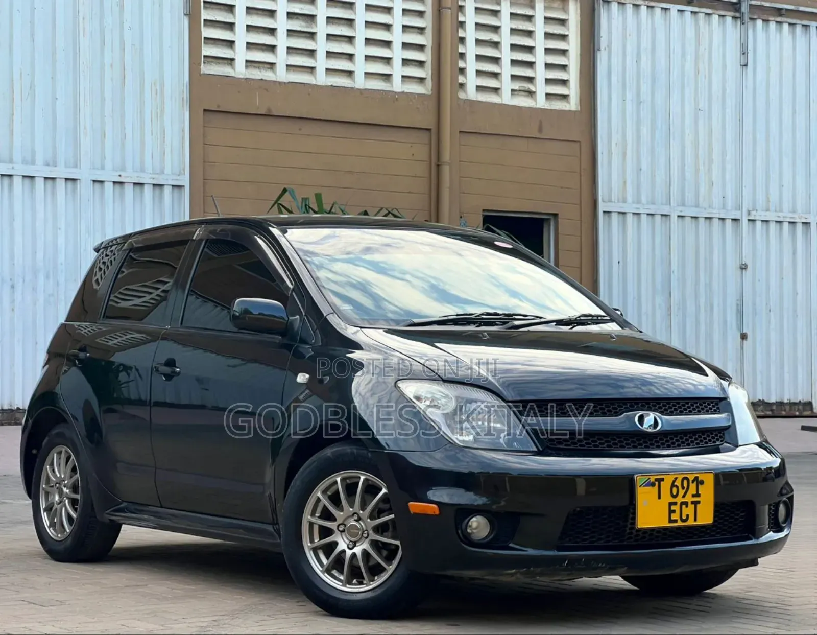Toyota IST 2006 Black