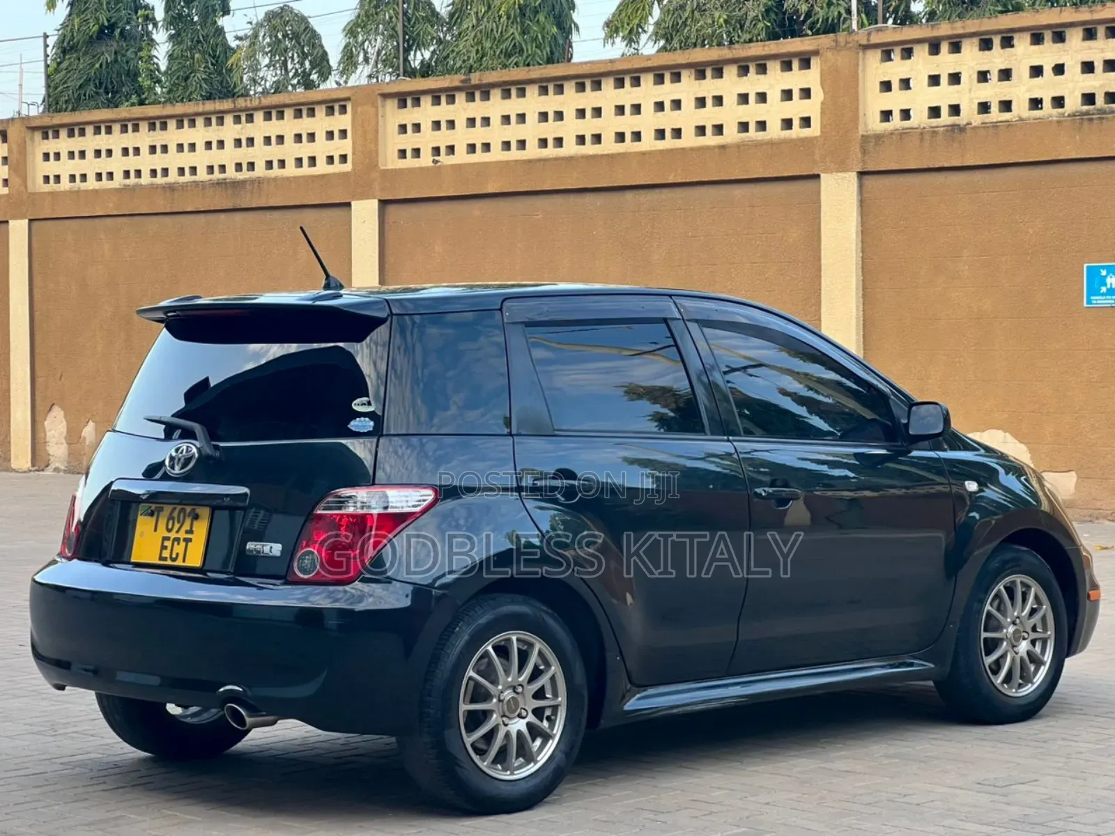 Toyota IST 2006 Black