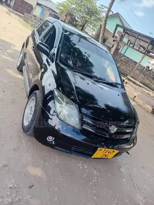 Toyota IST 2005 Black