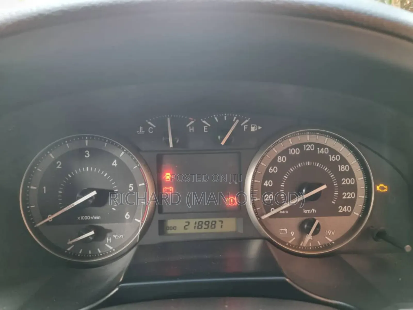 Toyota Land Cruiser 2010 Red