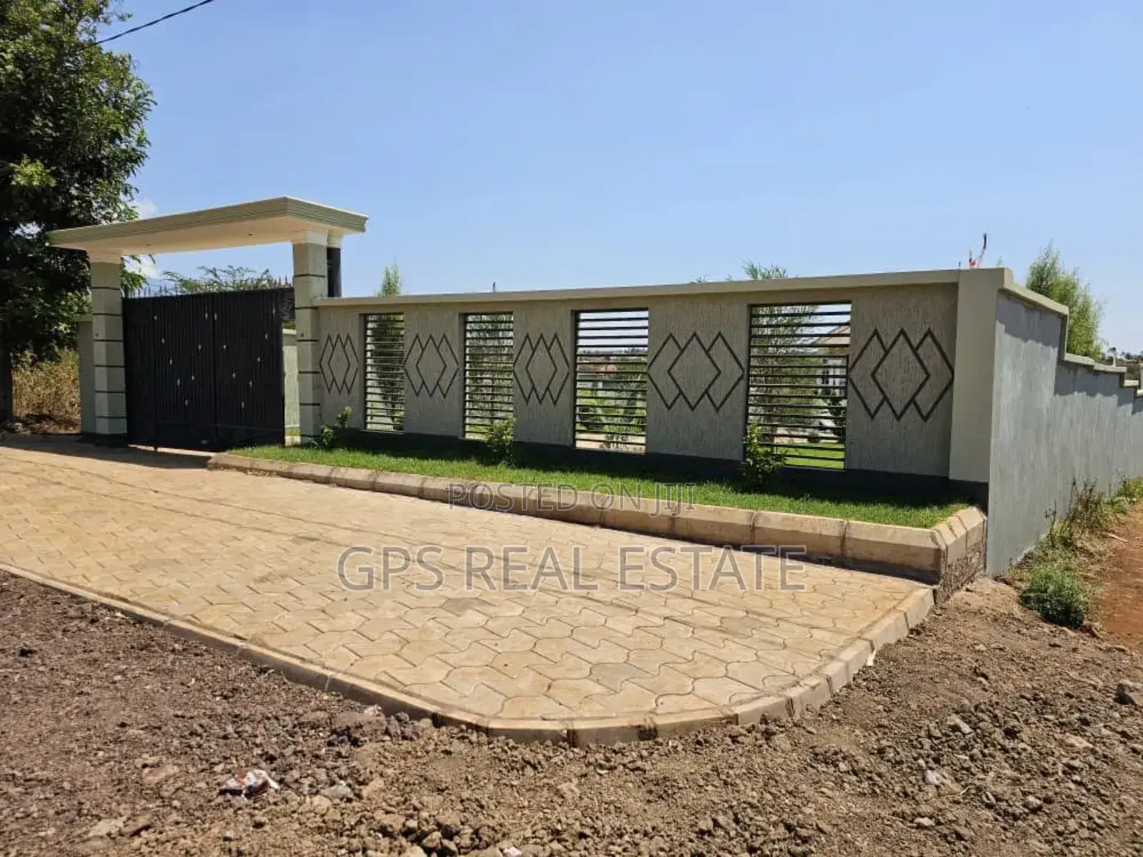 7bdrm House in Njiro for sale