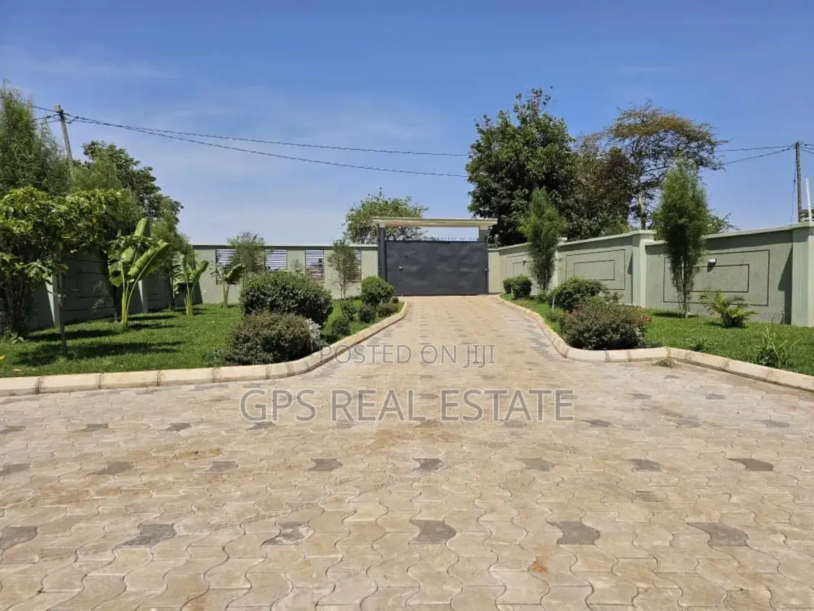 7bdrm House in Njiro for sale