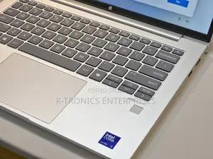 New Laptop HP ProBook 440 G9 8GB Intel Core Ultra 7 SSD 512GB