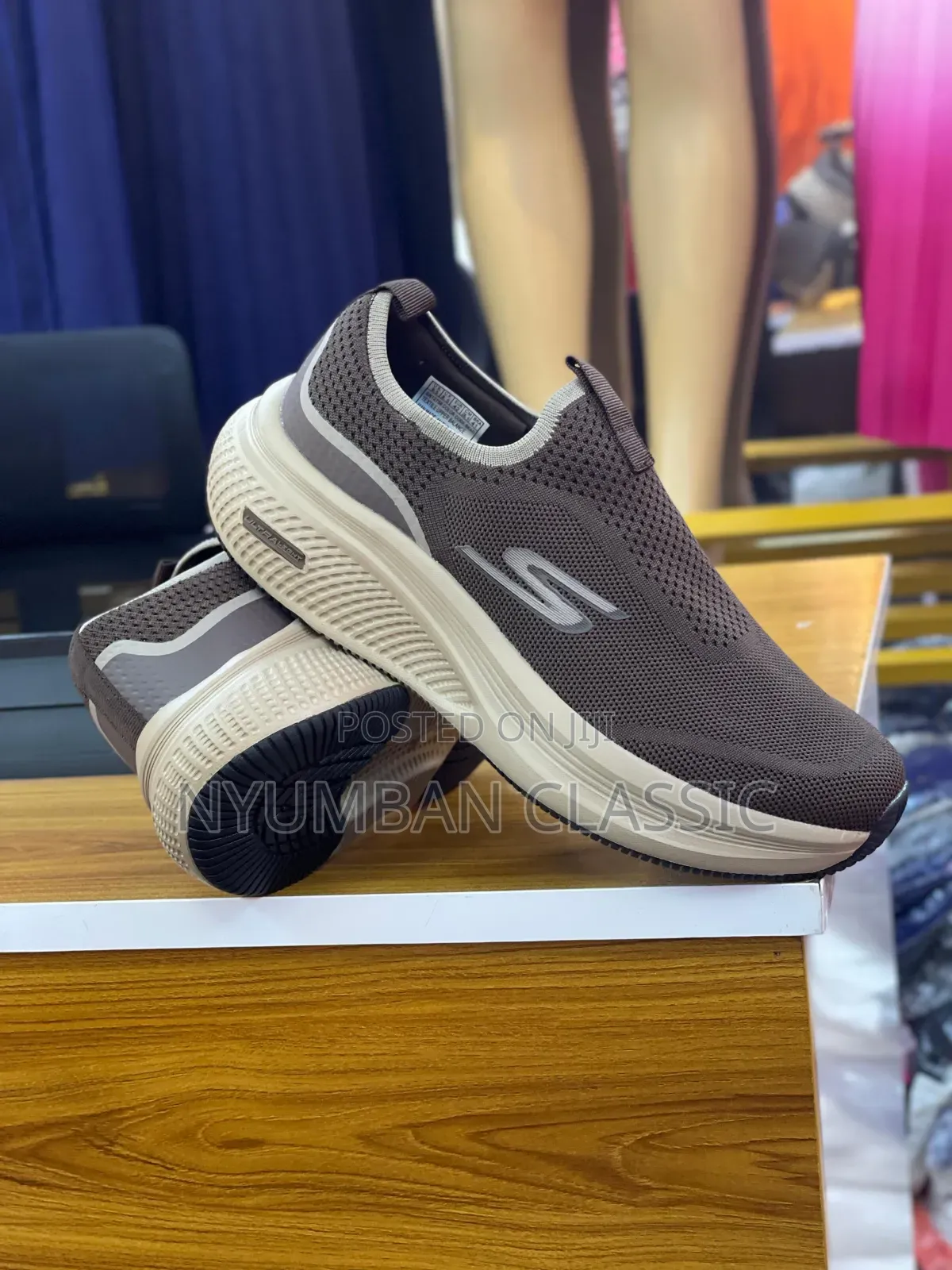 Sketchers Shoes