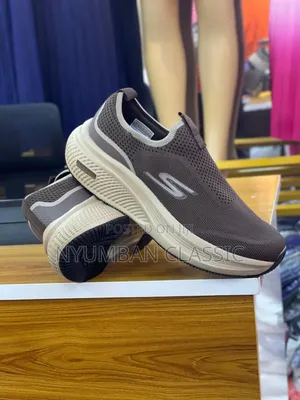 Sketchers Shoes
