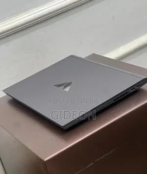 New Laptop HP Omen 16 16GB Intel Core I7 SSD 512GB
