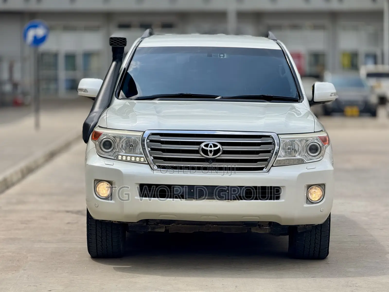 Toyota Land Cruiser 4.5 V8 GL 2012 White