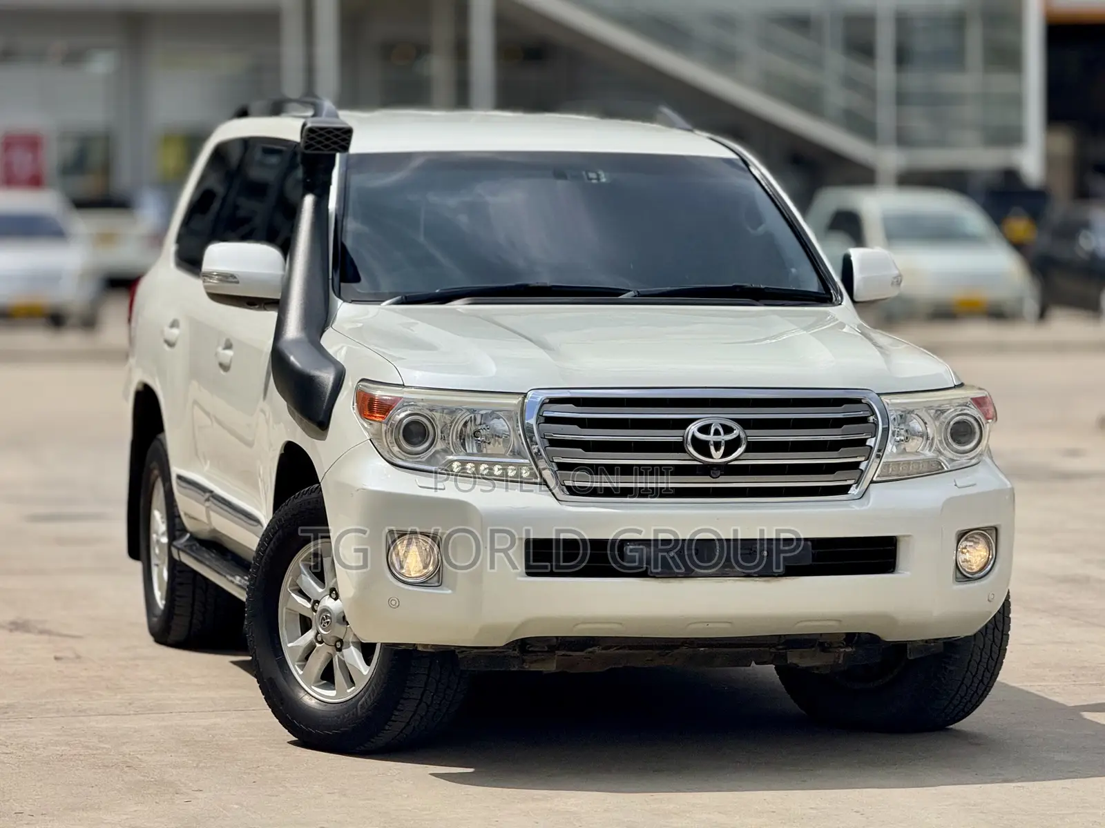 Toyota Land Cruiser 4.5 V8 GL 2012 White