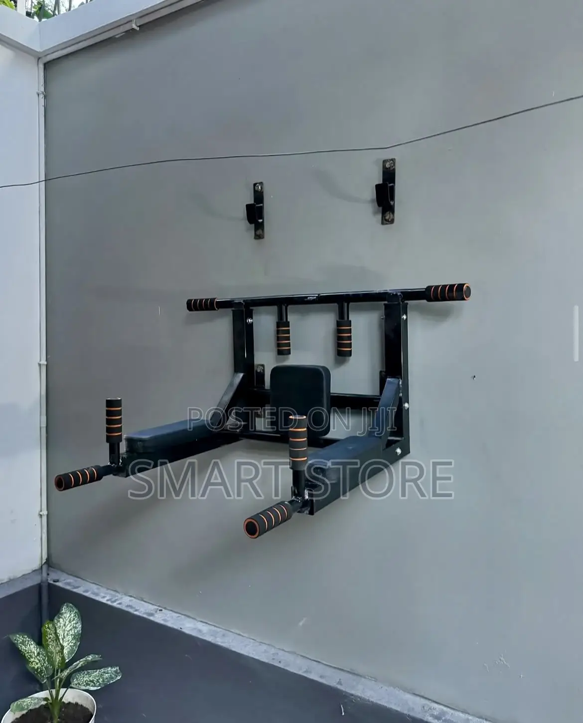 Heavy Duty Wall-Mounted Power Station