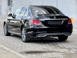 Mercedes-Benz C-Class C 180 (S205) 2015 Black