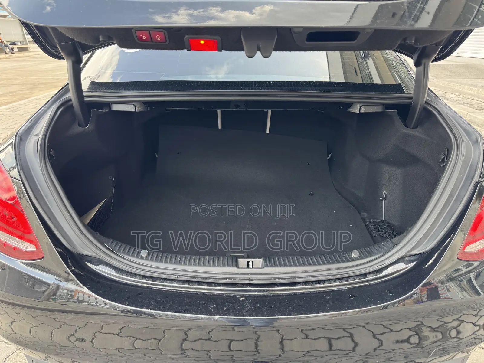 Mercedes-Benz C-Class C 180 (S205) 2015 Black