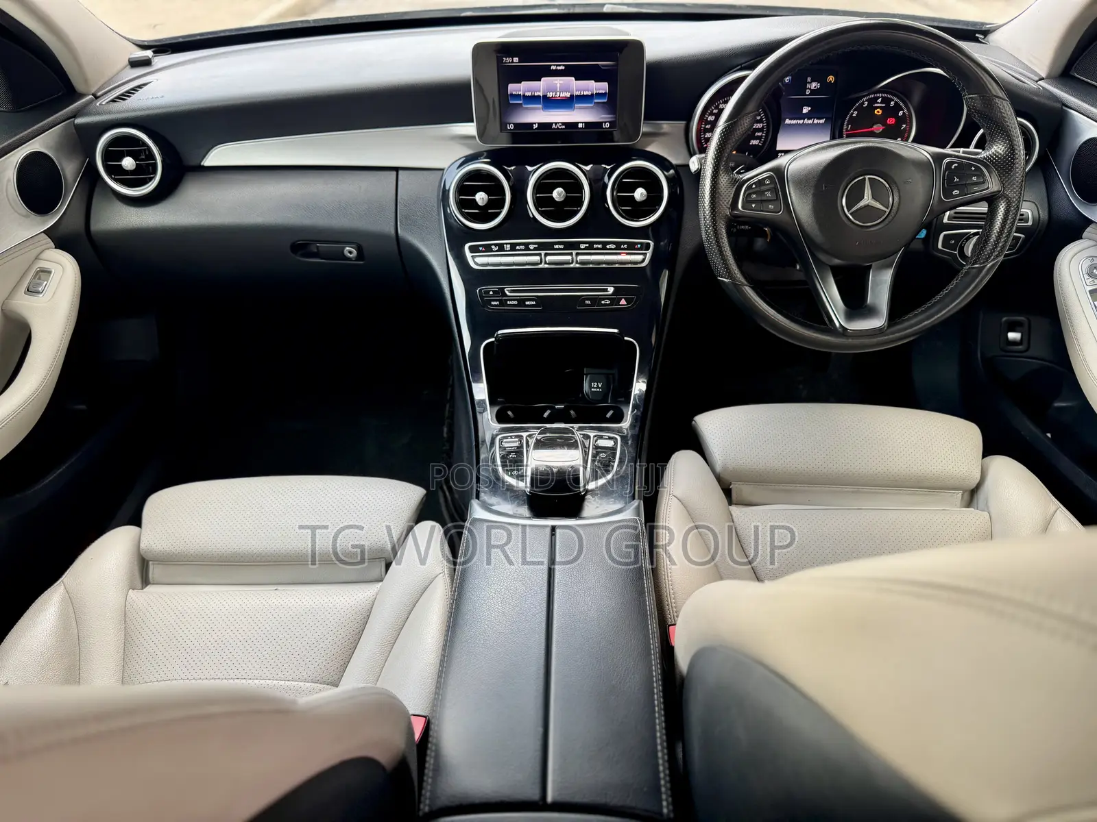 Mercedes-Benz C-Class C 180 (S205) 2015 Black